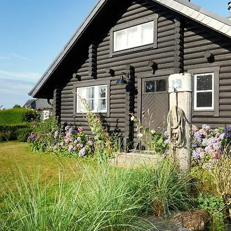 Holiday home Haus Zweineun Brodersby-Goltoft